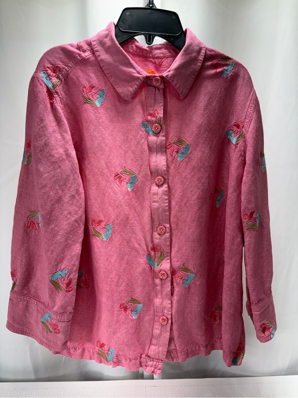 hearts of palm Pink Button-Front Embroidered Shirt 4383